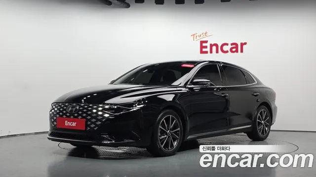 2022 Hyundai Grandeur 3.3, photograph 2