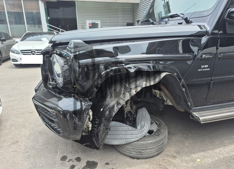 2021 Mercedes-AMG G63, photograph 3