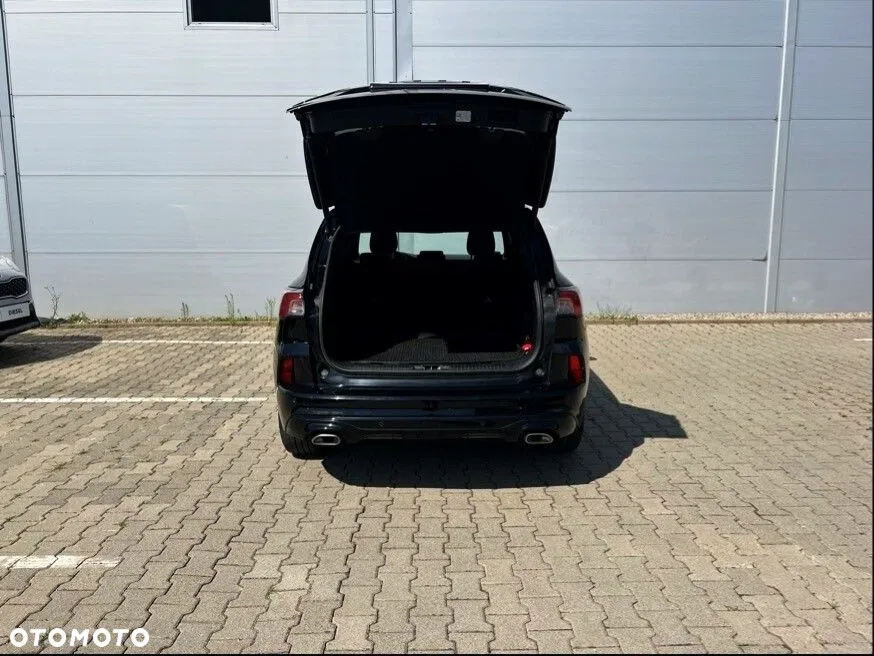2020 Ford Kuga, photograph 10