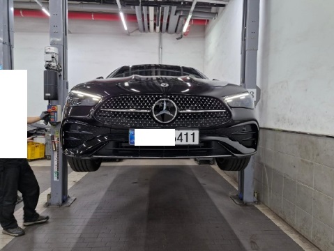 2024 Mercedes-Benz CLE 200 Coupe, photograph 1