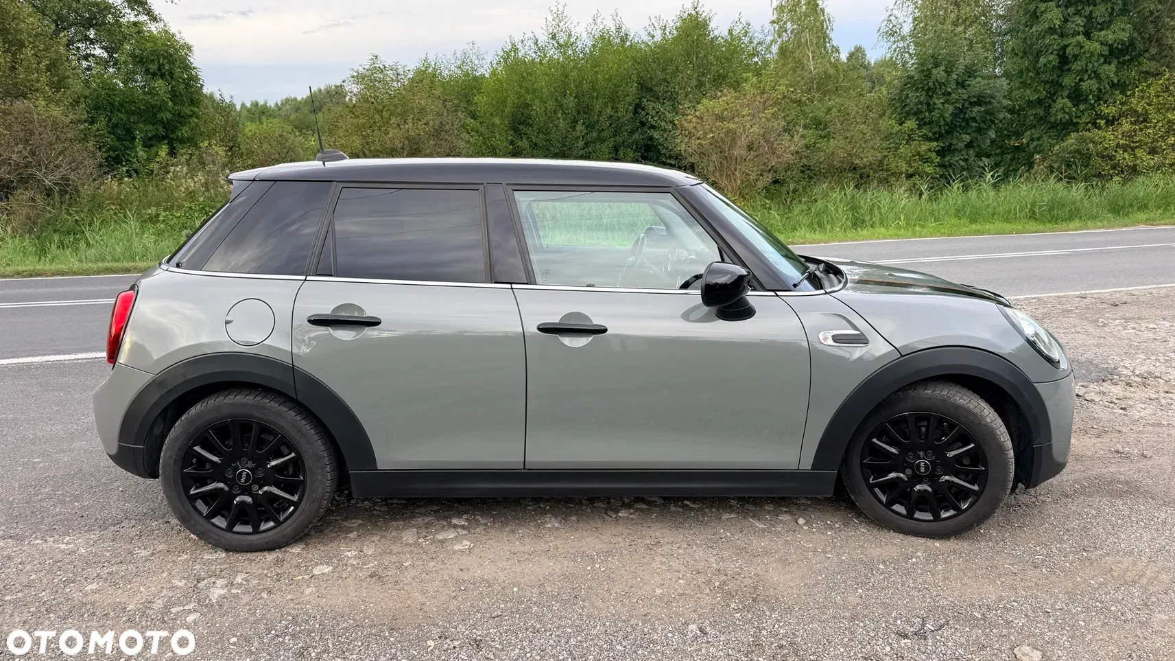 2019 MINI Cooper Standard, photograph 7