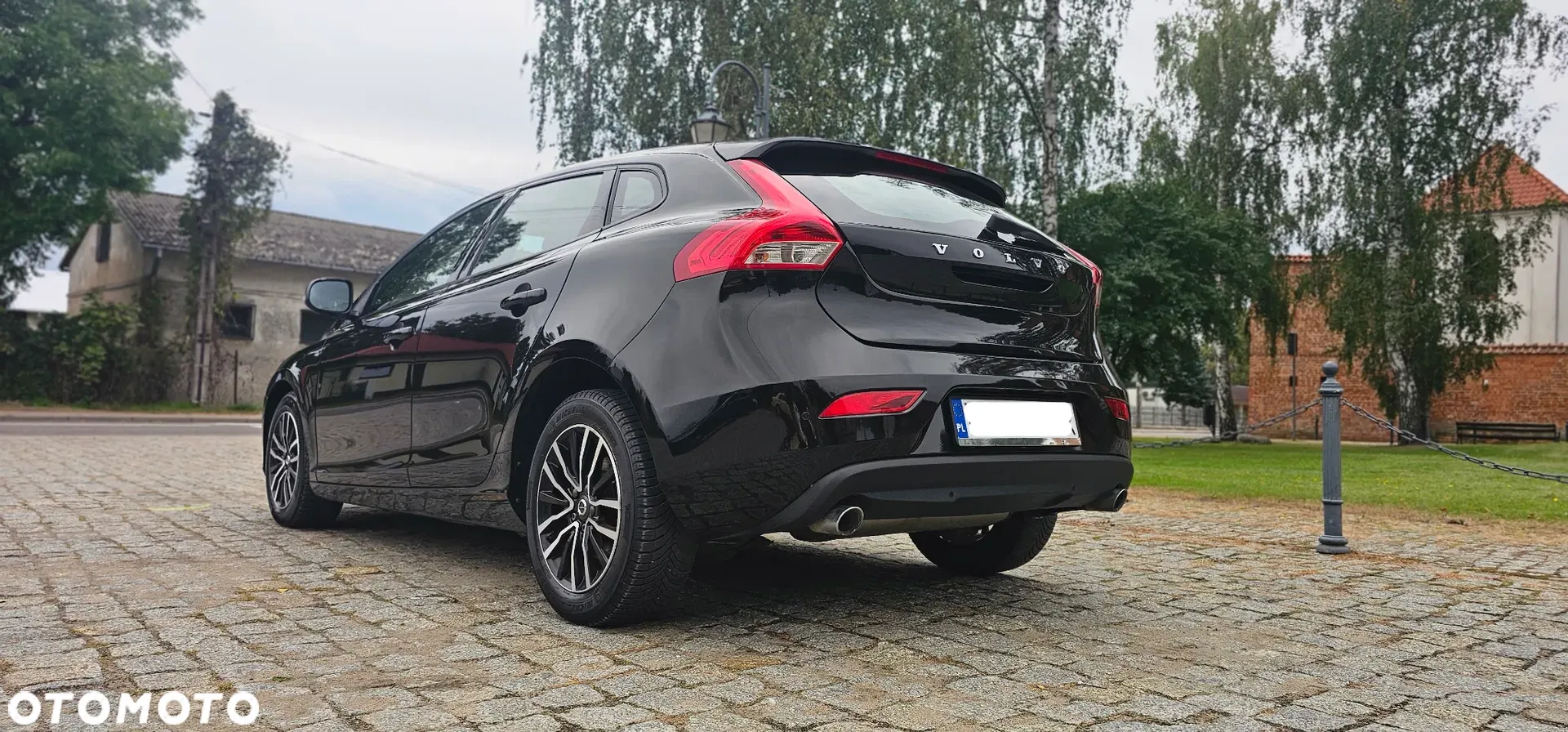 2019 Volvo V40, photograph 11