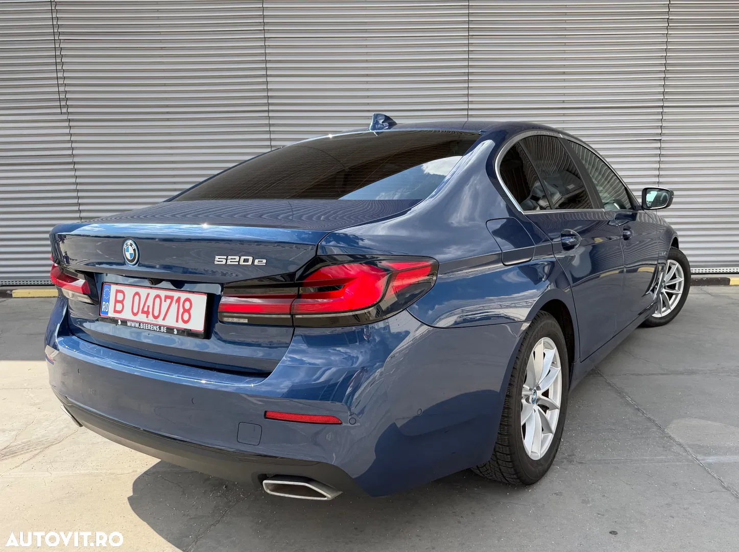 2022 BMW Seria 5 520e AT PHEV, photograph 4