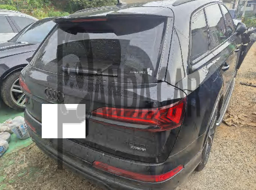 2023 Audi Q7 50 TDI quattro, photograph 4