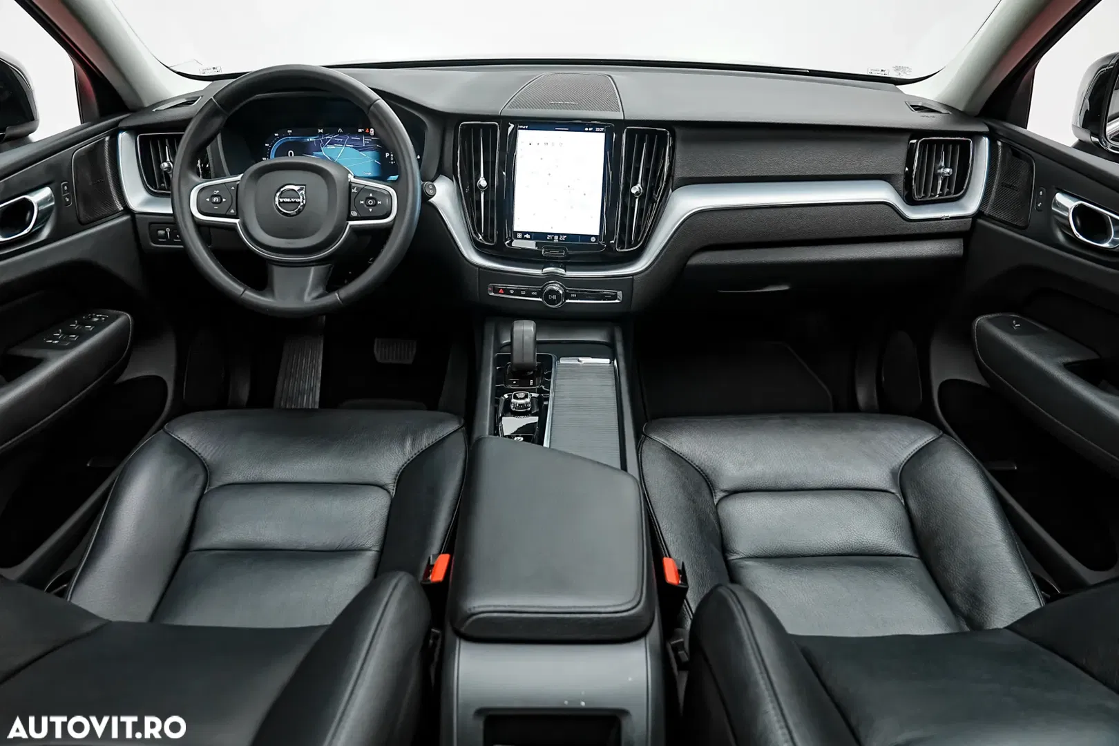 2021 Volvo XC 60 Recharge T6 Twin Engine eAWD Inscription Expression, photograph 2