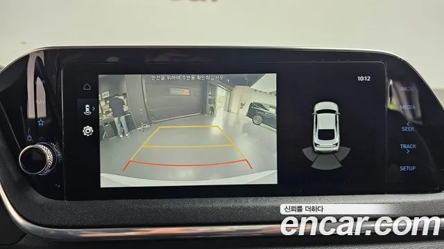Hyundai Sonata 2.0 — photo 1 of 34