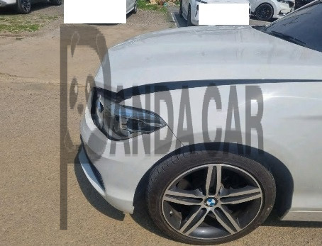 2018 BMW 118d Sport WLTP, photograph 3