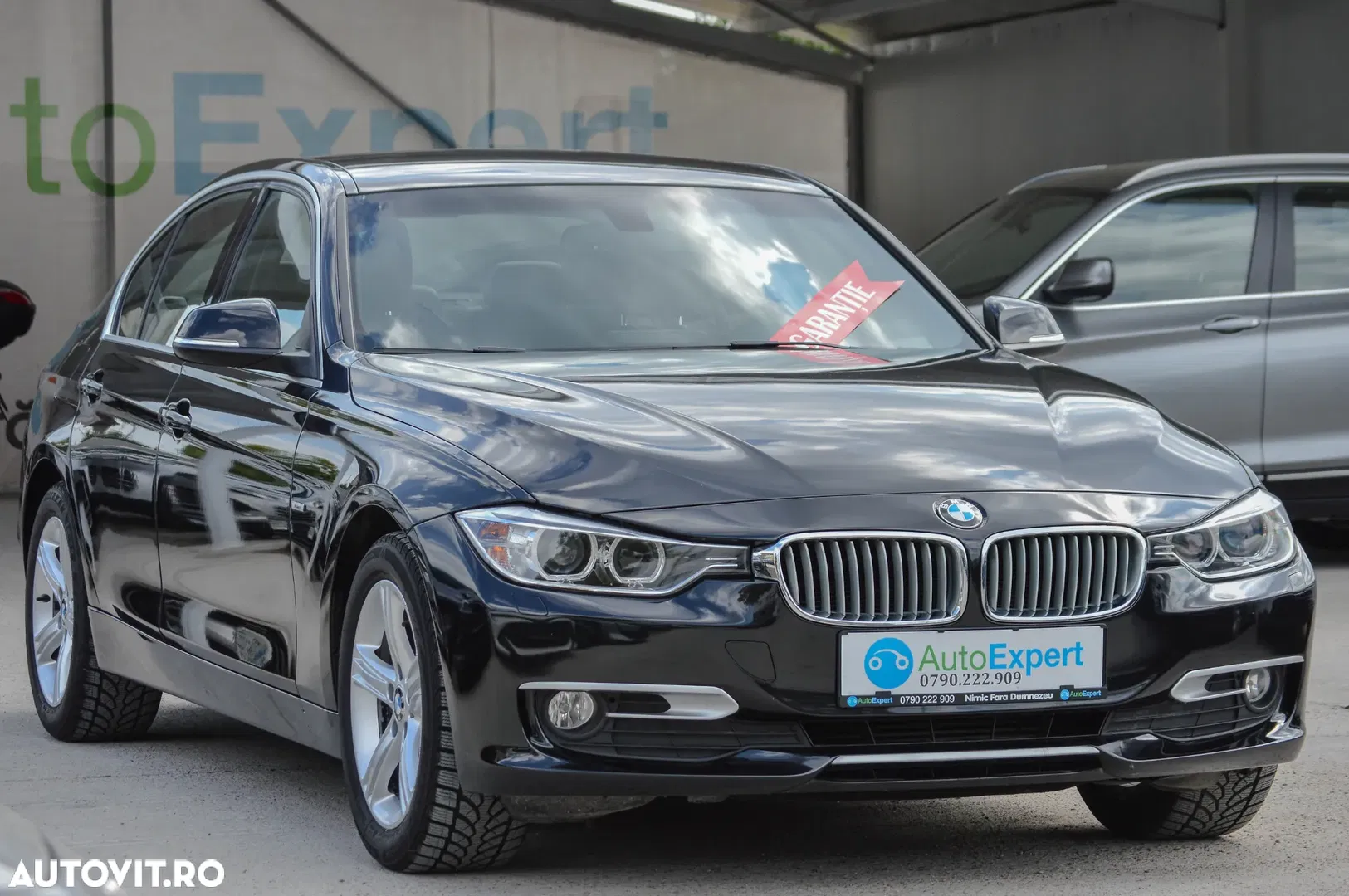 2014 BMW Seria 3 320d xDrive DPF Aut. Edition Sport, photograph 12