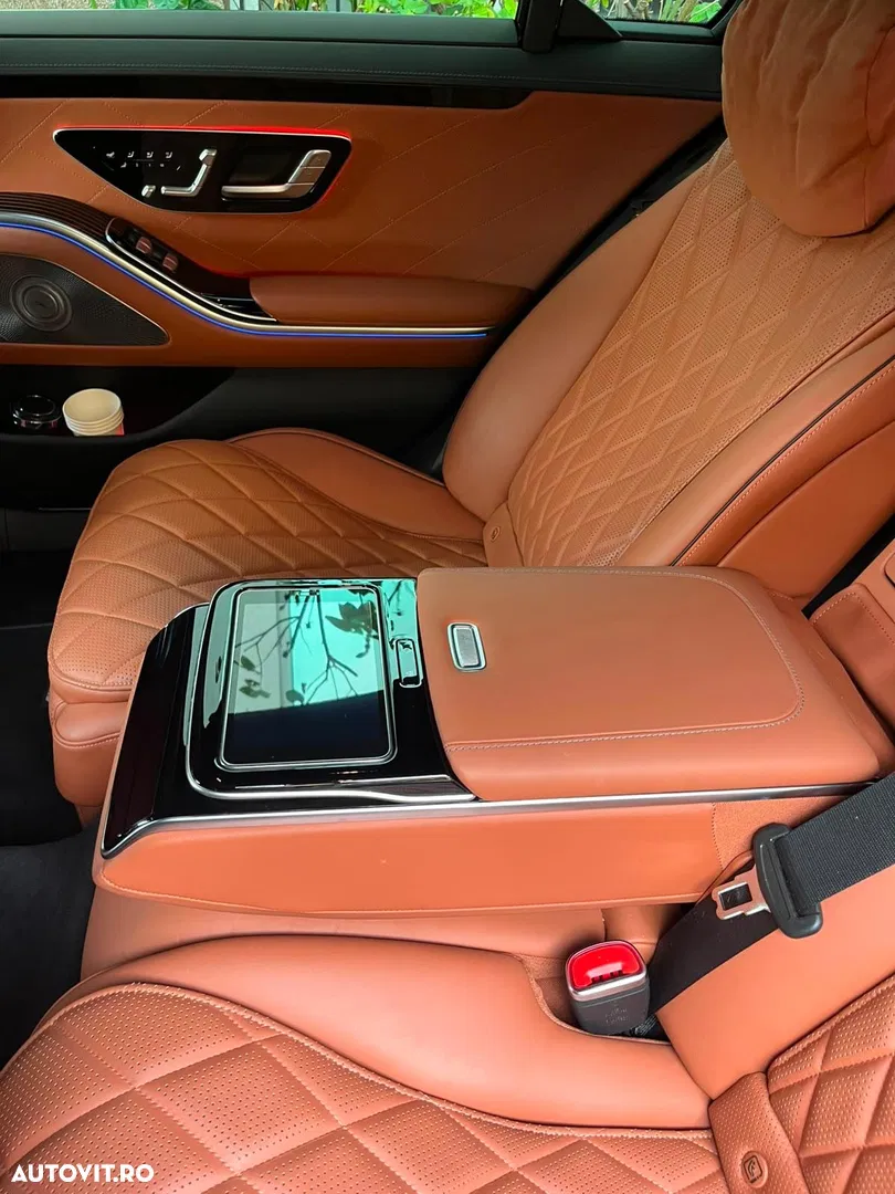 2023 Mercedes-Benz S, photograph 5