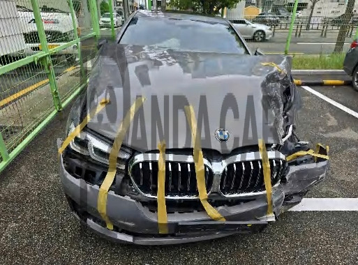 2021 BMW 520i, photograph 1