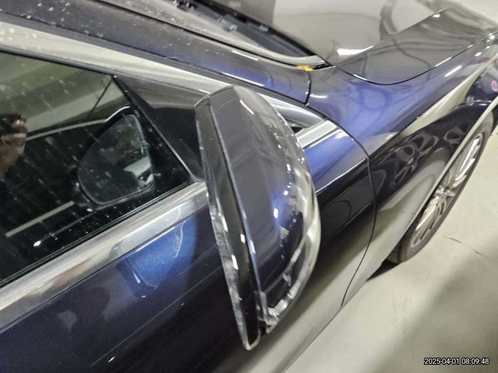 2022 Mercedes-Benz E250, photograph 9