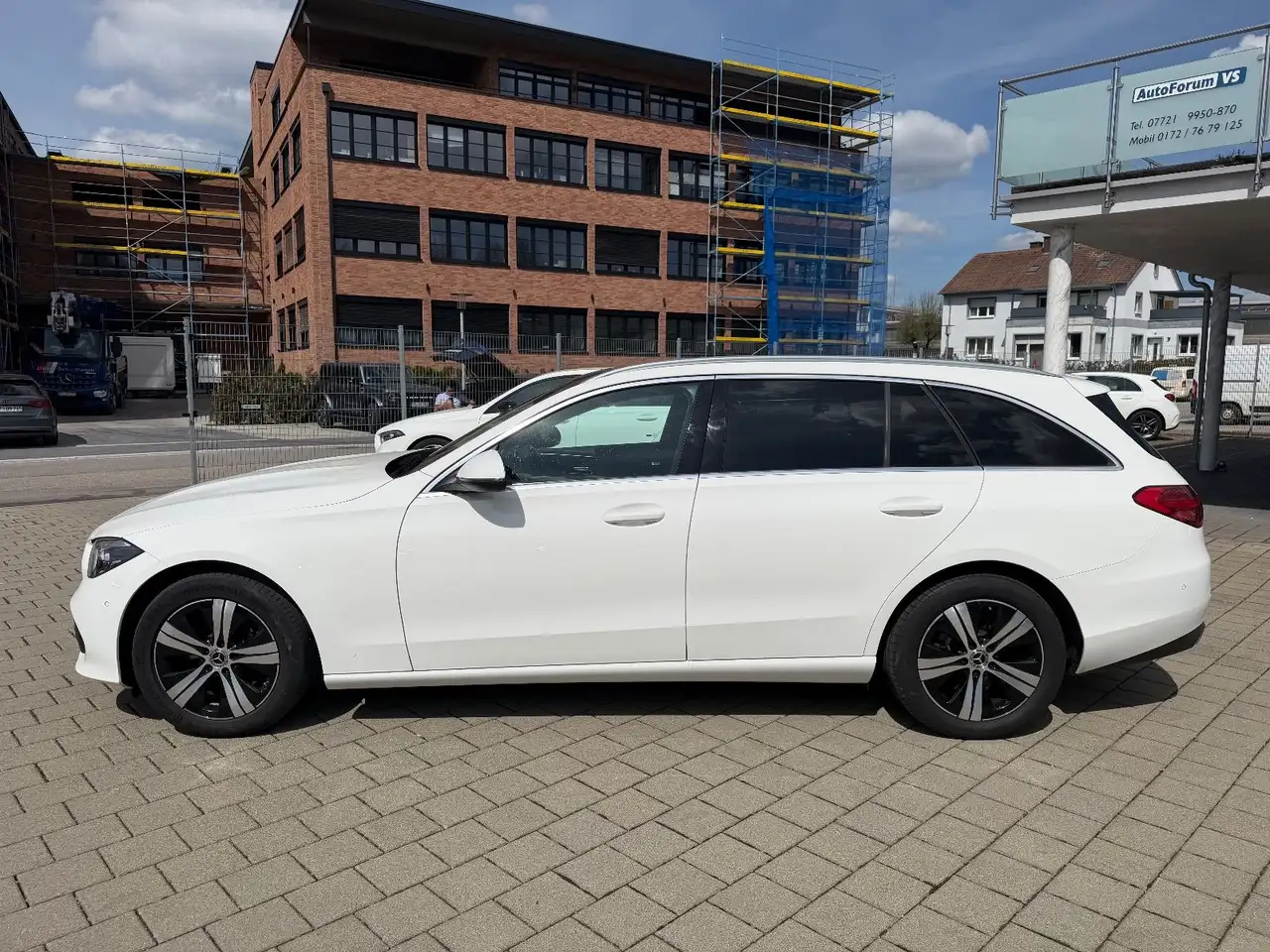 2022 Mercedes-Benz C 220 d T MBUX*Pano*AHK*Ambi*Navi, photograph 5
