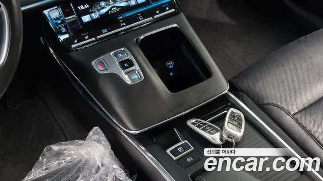 2020 Hyundai Grandeur 2.5, photograph 4
