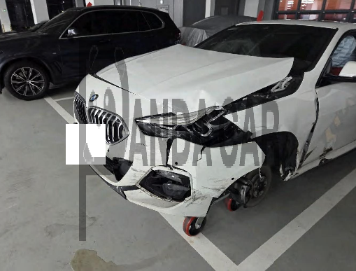2021 BMW 220i Gran Coupe, photograph 3