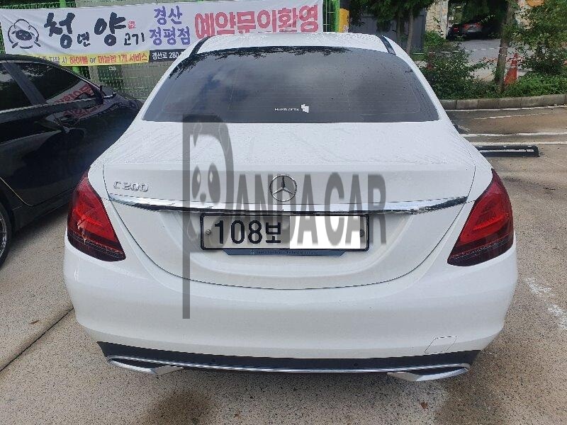 2020 Mercedes-Benz C200, photograph 4