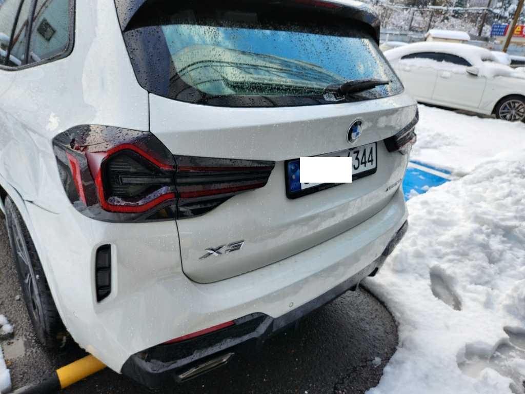 2024 BMW X3 xDrive20d, photograph 3
