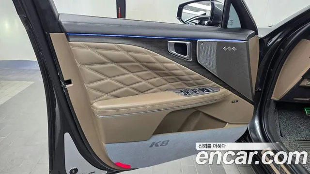 2023 Kia K8 Signature Special, photograph 12