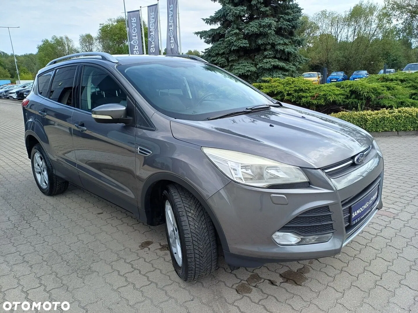 2013 Ford Kuga 2.0 TDCi FWD Titanium, photograph 3