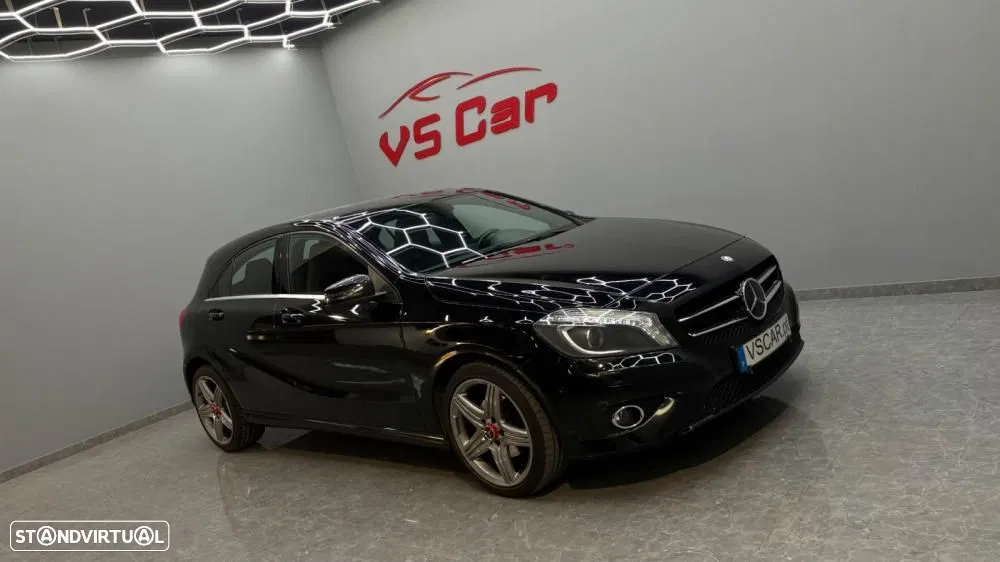 2013 Mercedes-Benz Classe A CDI (BlueEFFICIENCY) Urban, photograph 8