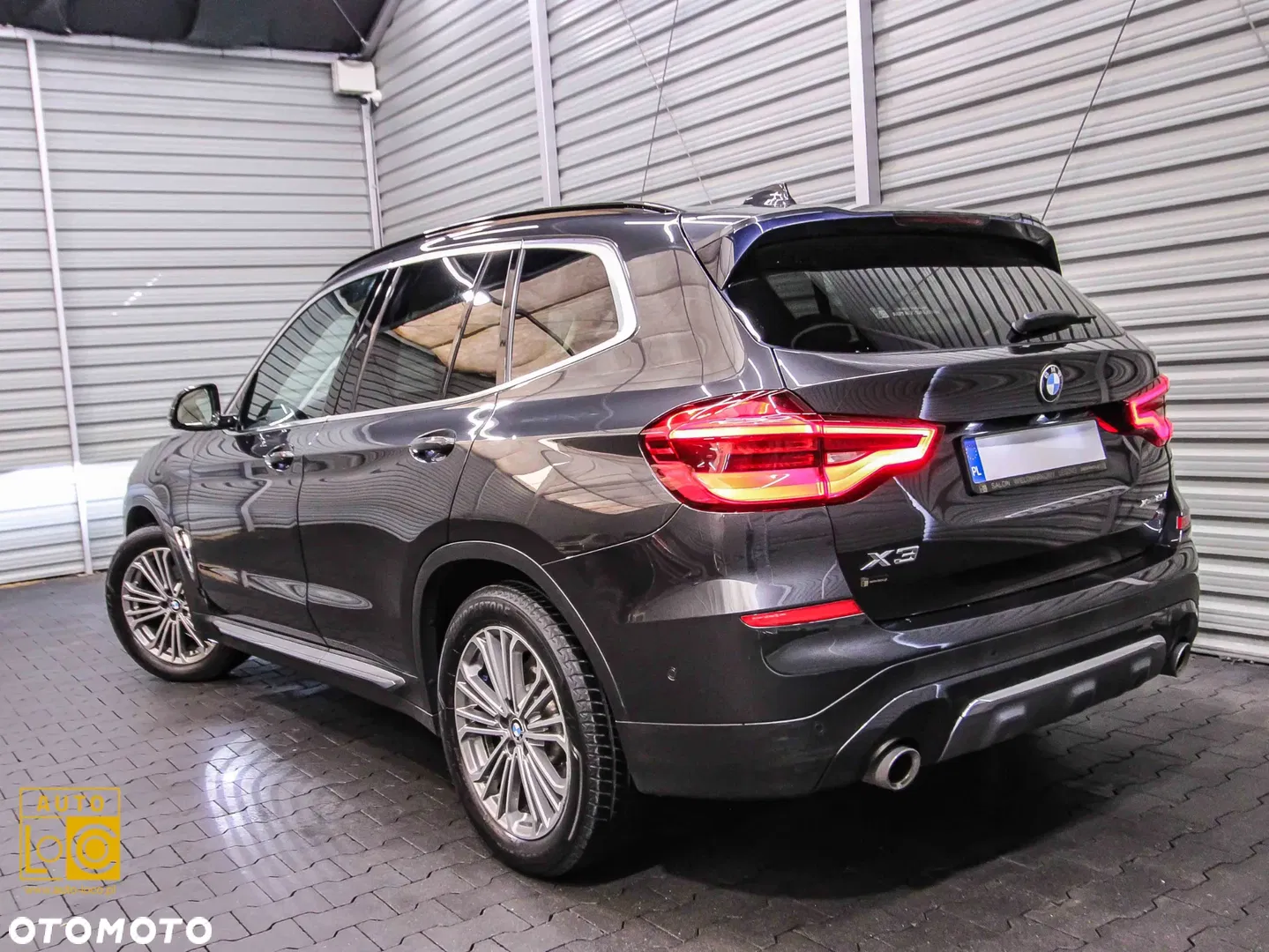 2020 BMW X3 xDrive20i Luxury Line, photograph 3