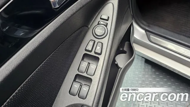 Hyundai Sonata Top — photo 1 of 20