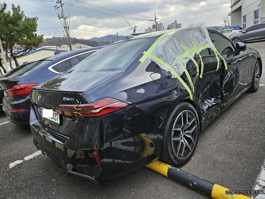 2024 BMW 520i, photograph 2