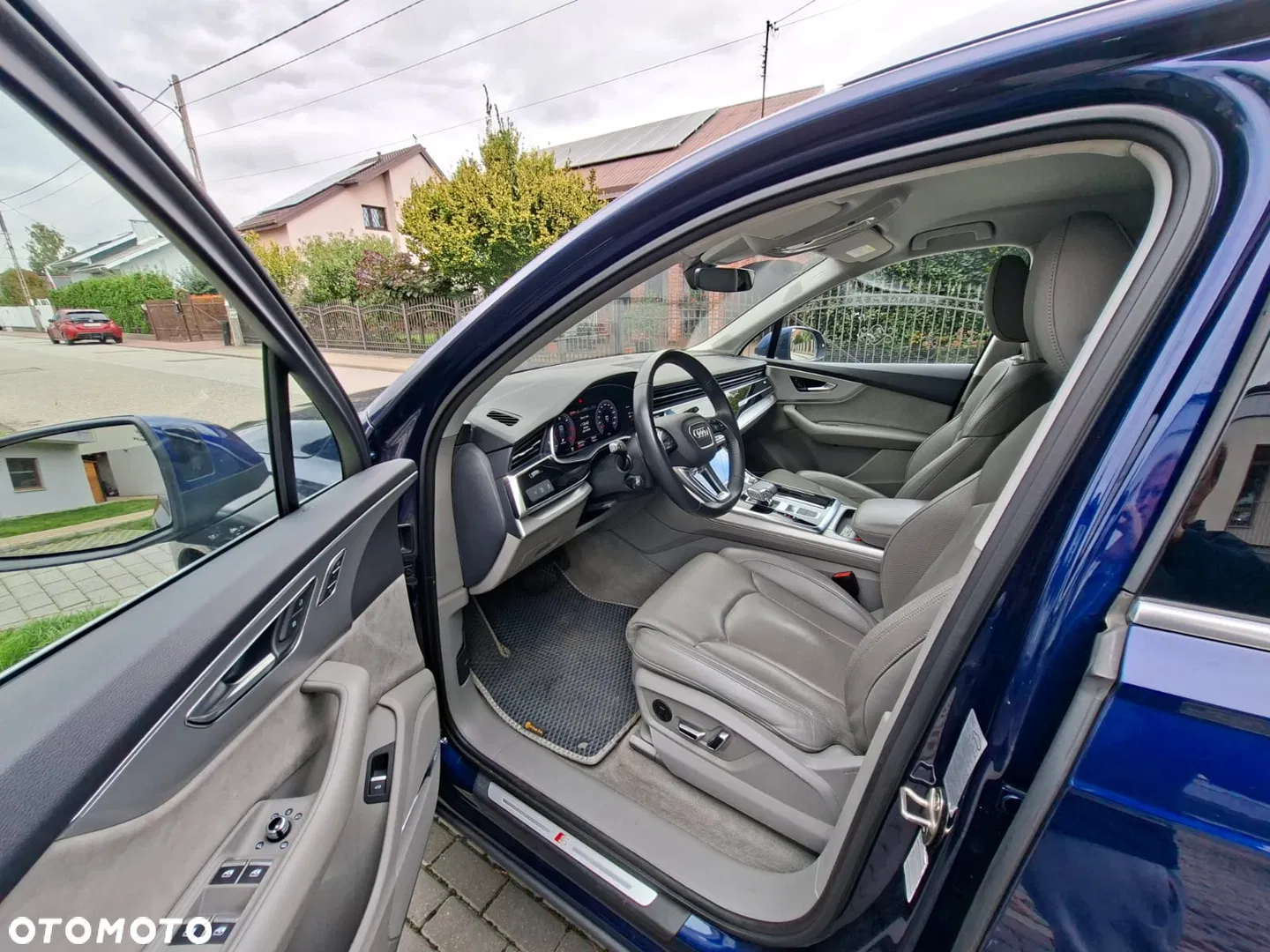 2020 Audi Q7 50 TDI mHEV Quattro S Line Tiptr, photograph 12
