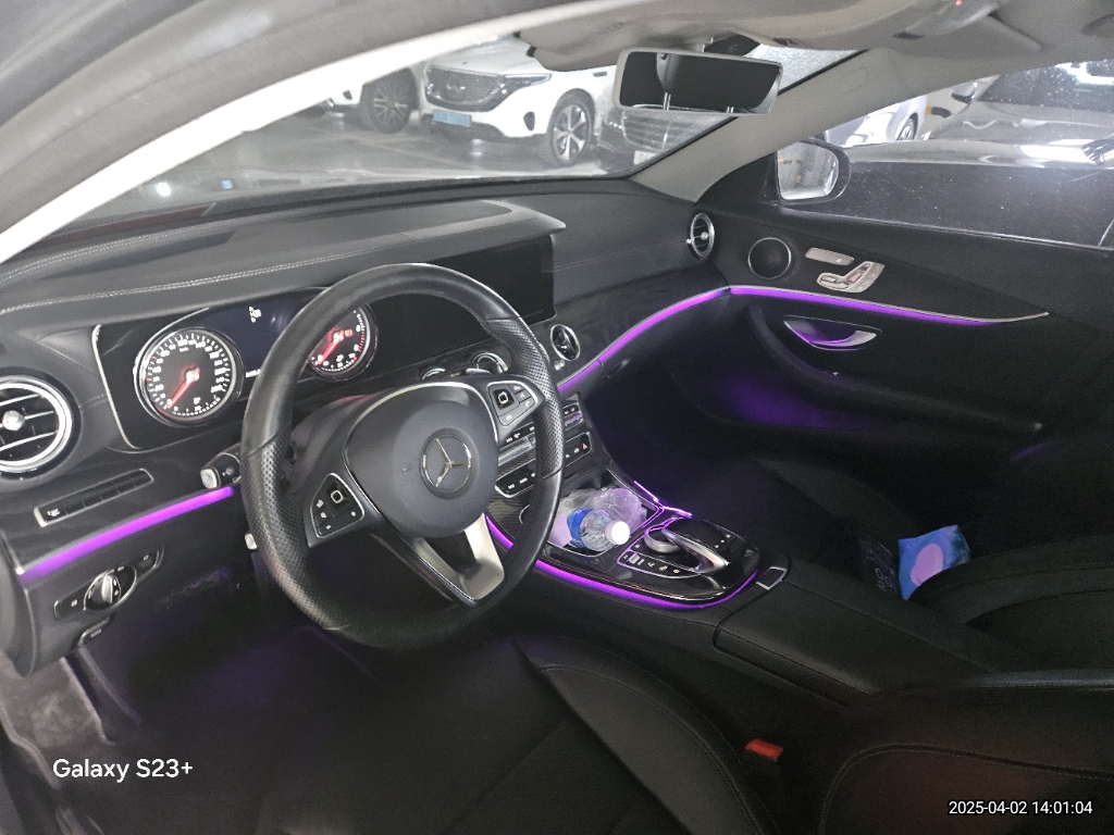 2017 Mercedes-Benz E220 d 4Matic, photograph 5