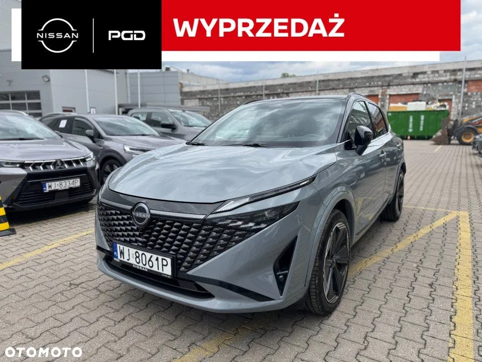 Nissan Qashqai — photo 1 of 20