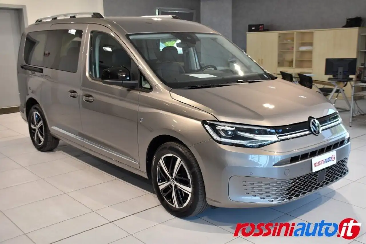 2024 Volkswagen Caddy MAXI 2.0 TDI 122 CV DSG STYLE 5 POSTI + GANCIO, photograph 3