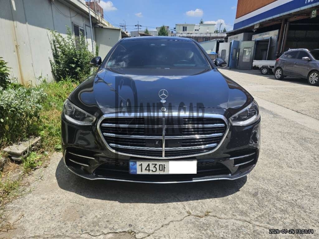 2021 Mercedes-Benz S400 d 4MATIC, photograph 1