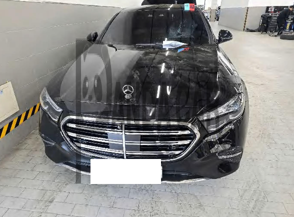 2024 Mercedes-Benz E 450 4MATIC, photograph 5