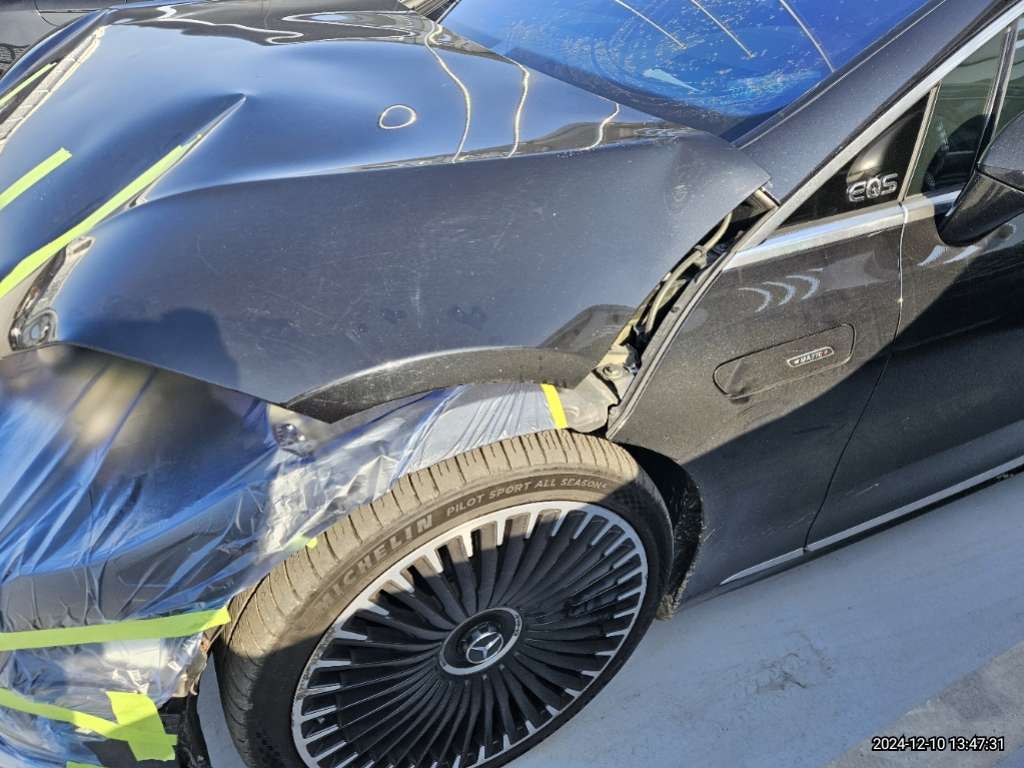 2022 Mercedes-AMG EQS53 4MATIC +, photograph 7