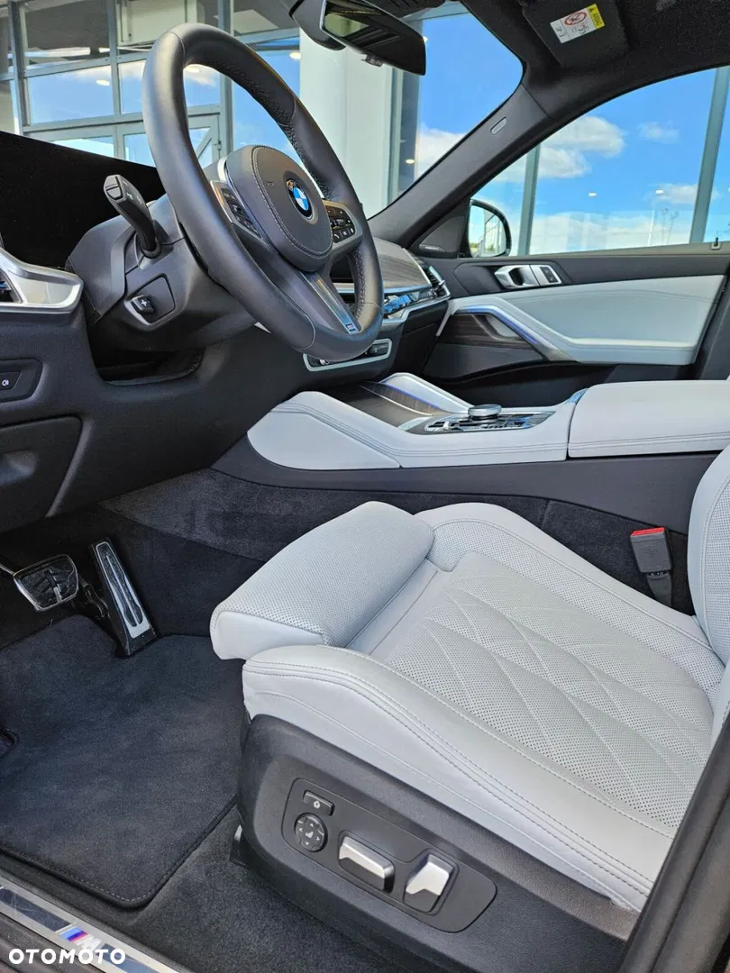 2025 BMW X6, photograph 11