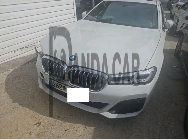 2022 BMW 520i, photograph 5