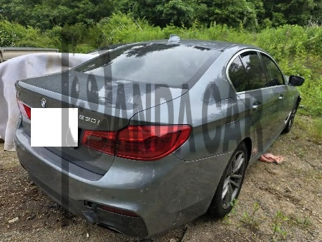 2018 BMW 530i xDrive, photograph 4