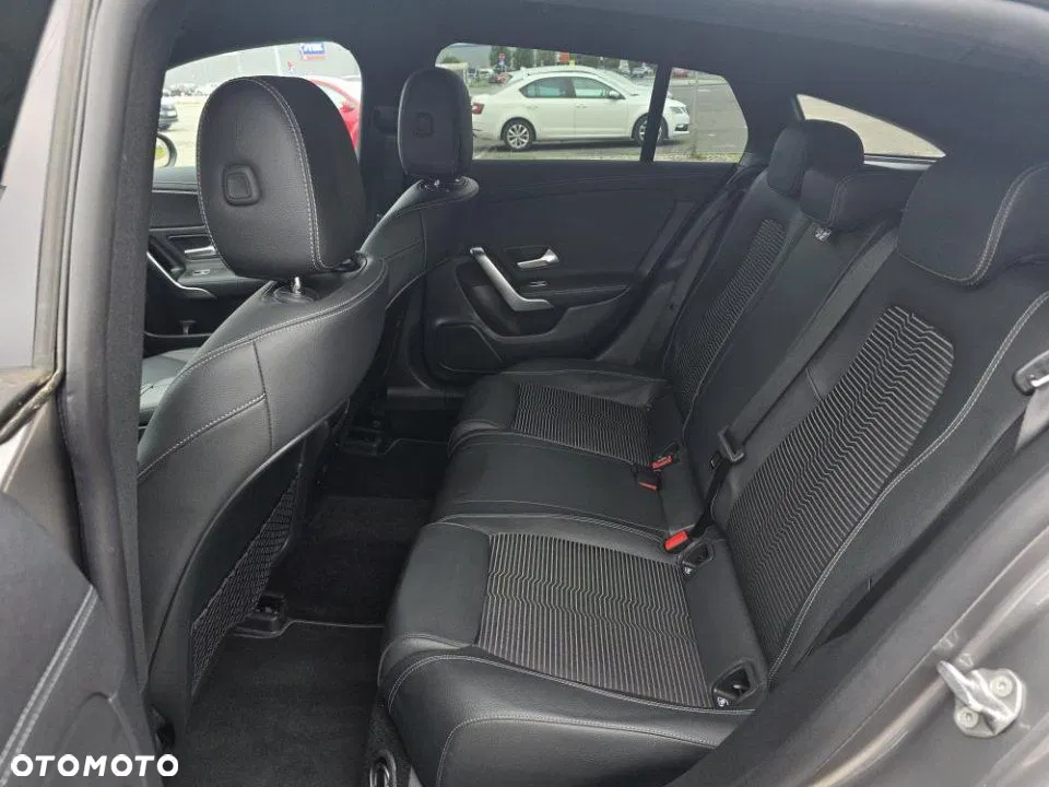 2022 Mercedes-Benz CLA, photograph 11