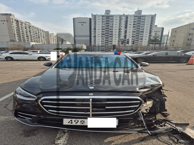 2024 Mercedes-Benz S 500 4MATIC, photograph 1