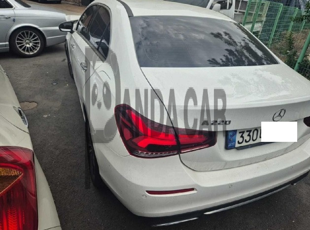 2022 Mercedes-Benz A220 Sedan, photograph 3