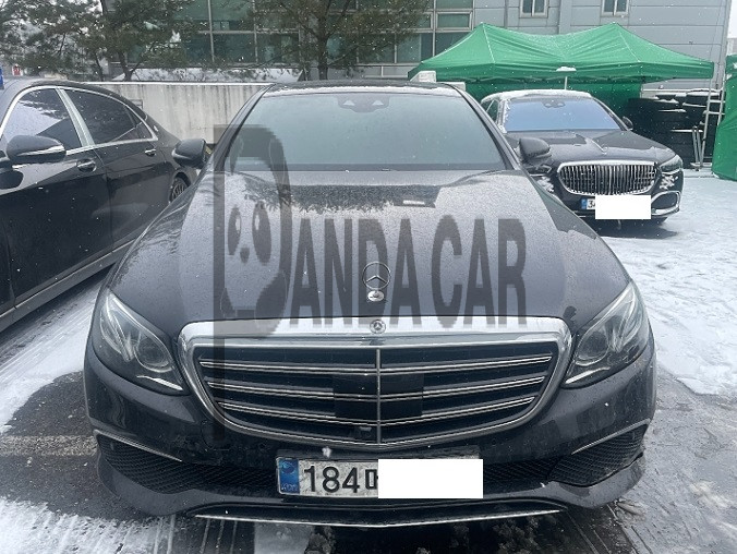 2018 Mercedes-Benz E400 4Matic, photograph 1