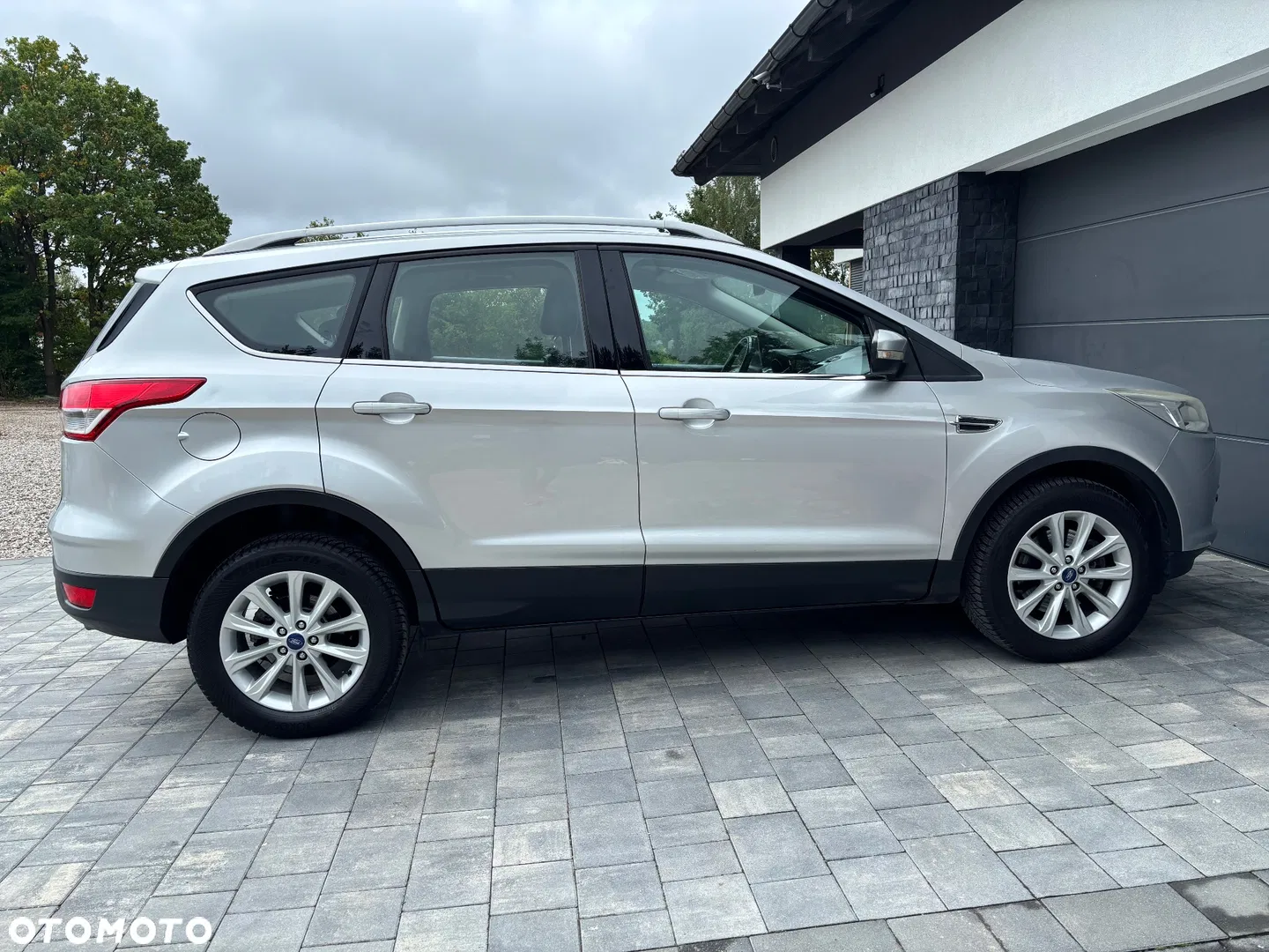 2016 Ford Kuga 2.0 TDCi 2x4 Titanium, photograph 4