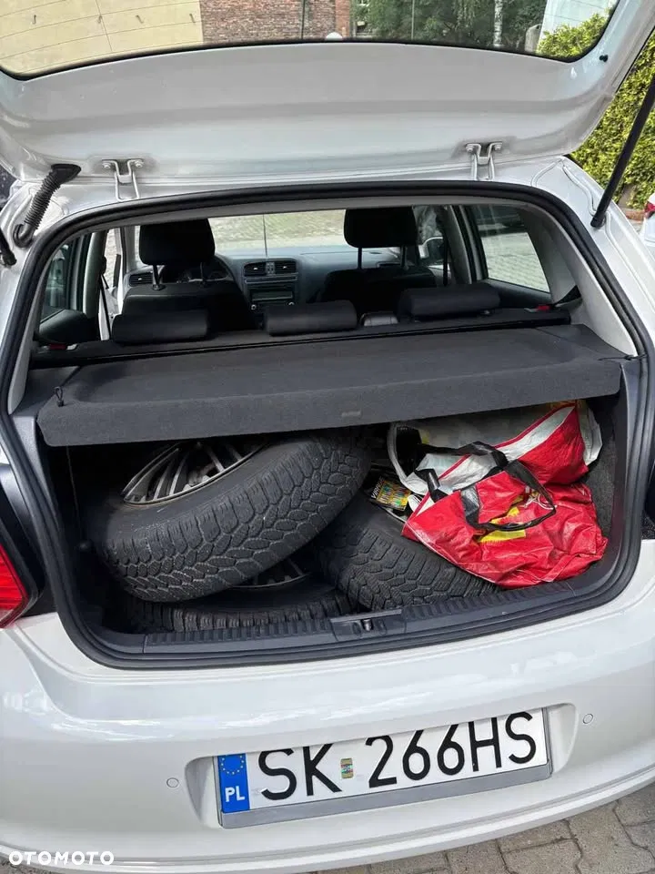 2014 Volkswagen Polo, photograph 4