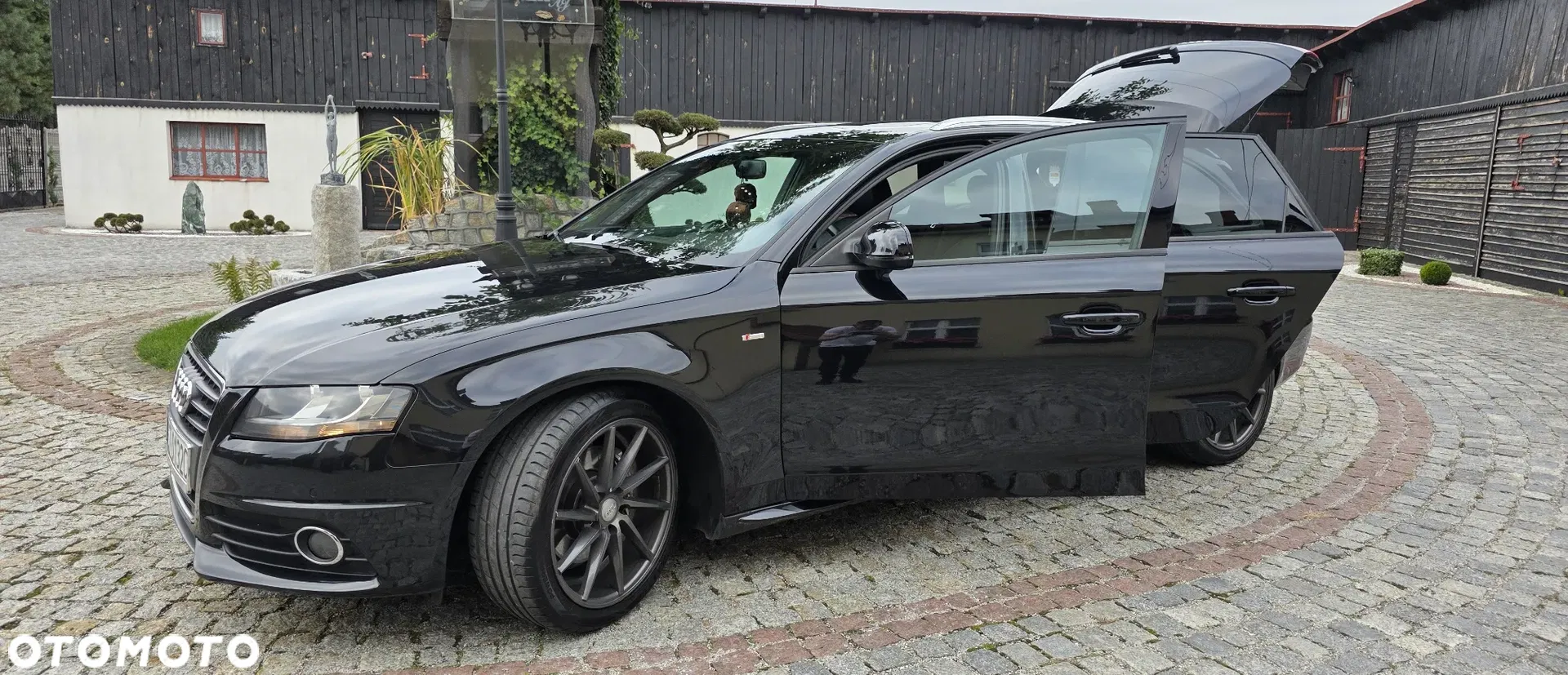 2010 Audi A4 Avant 2.0 TDI Multitronic, photograph 1