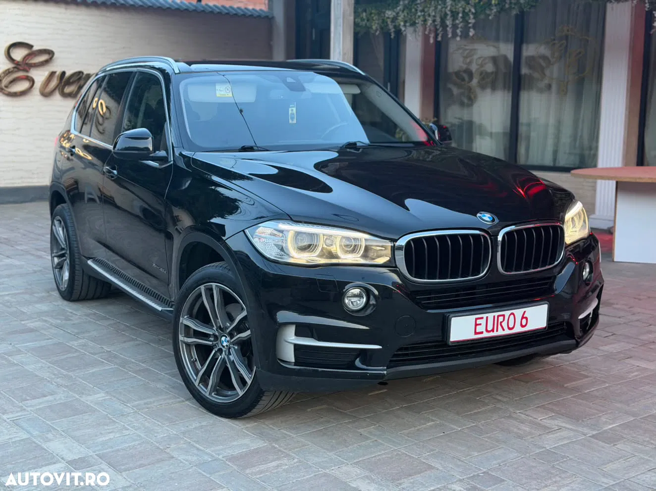 2014 BMW X5 xDrive30d Sport-Aut., photograph 1