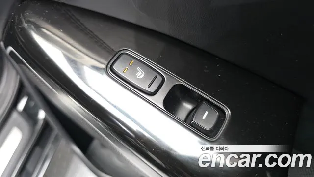 Kia K7 2.4 GDI Limited — photo 1 of 32