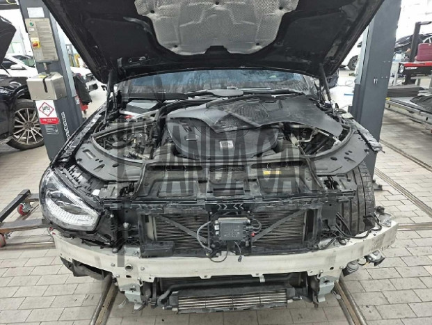 2023 Mercedes-Benz MercedesMaybach S680 4MATIC, photograph 2