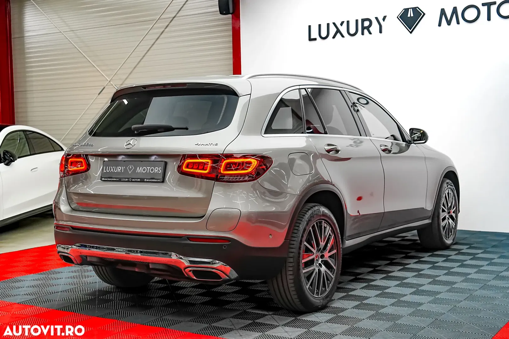 2022 Mercedes-Benz GLC 300 de 4Matic 9G-TRONIC Exclusive, photograph 11