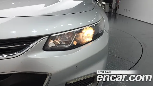 2016 ChevroletGMDaewoo Malibu 1.5 Turbo LT, photograph 2
