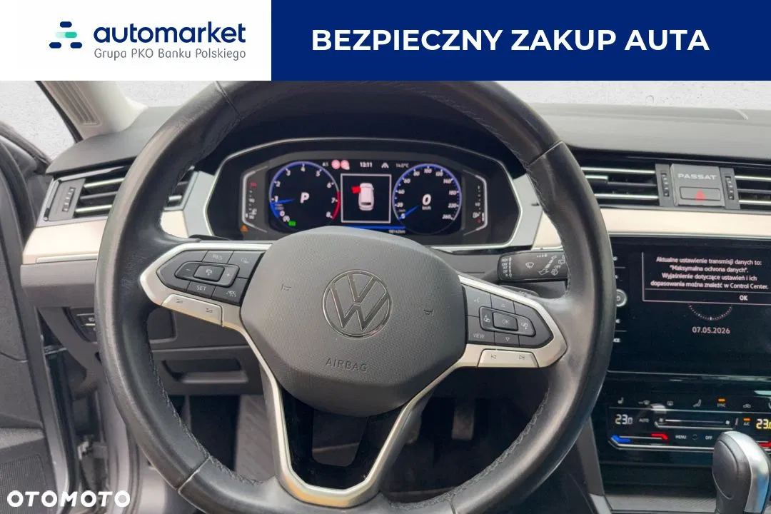 2022 Volkswagen Passat, photograph 12