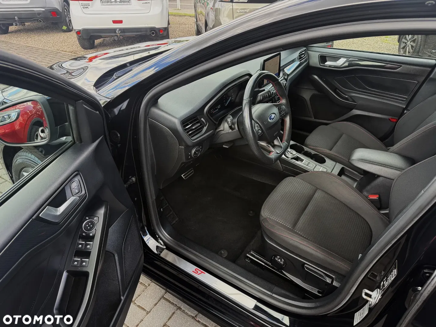 2020 Ford Focus 2.0 TDCi ST-Line Black ASS PowerShift, photograph 7